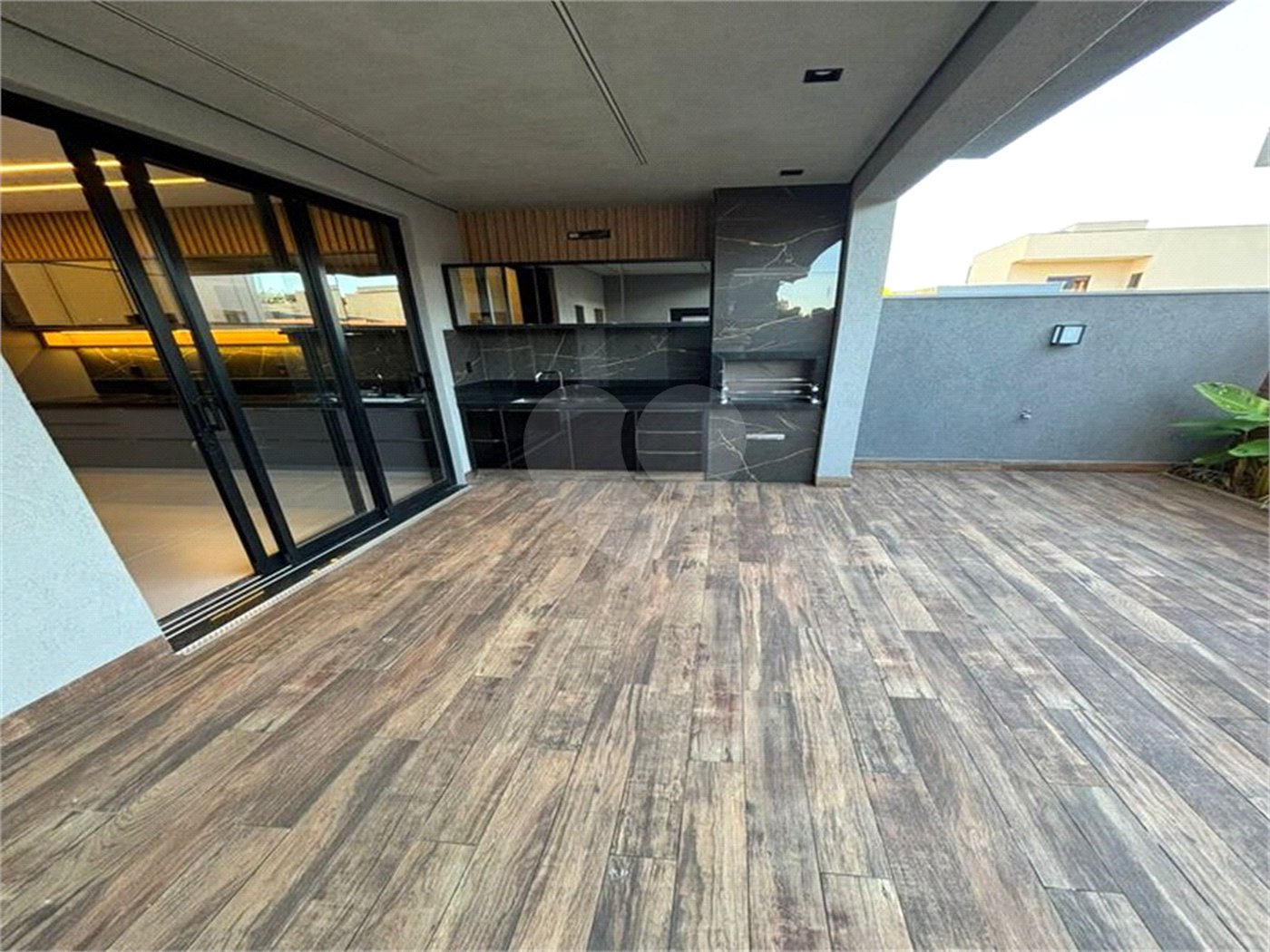 Casa à venda com 3 suítes no condomínio Vivendas da Mata - Portal Aroeira, Ribeirão Preto - SP