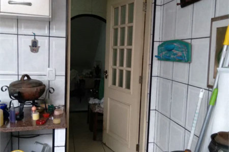 Casa à venda com 2 quartos no condomínio Eudoro Lincoln Berlinck, São Paulo - SP