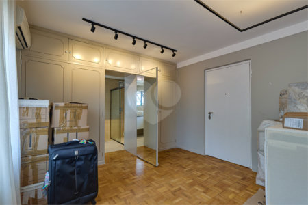 Sobrado à venda com 4 quartos, sendo 2 suítes, em Brooklin Velho, São Paulo, SP