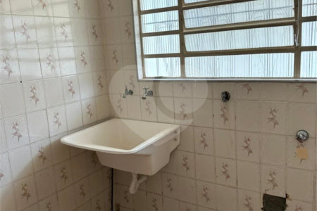 Casa à venda ou para alugar com 3 quartos, sendo 1 suíte, em Vila Andrade, São Paulo, SP