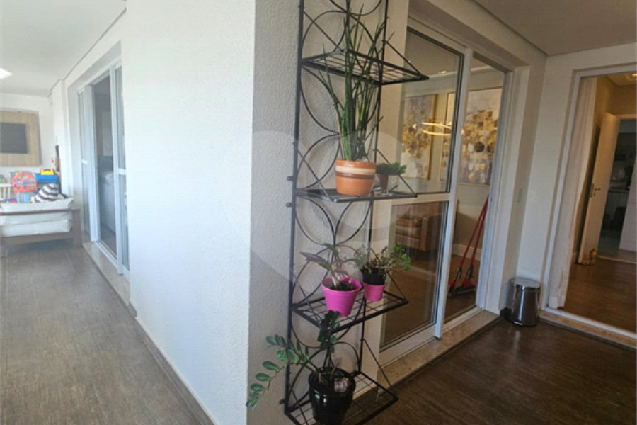 Apartamento à venda com 3 suítes em Santana, São Paulo, SP