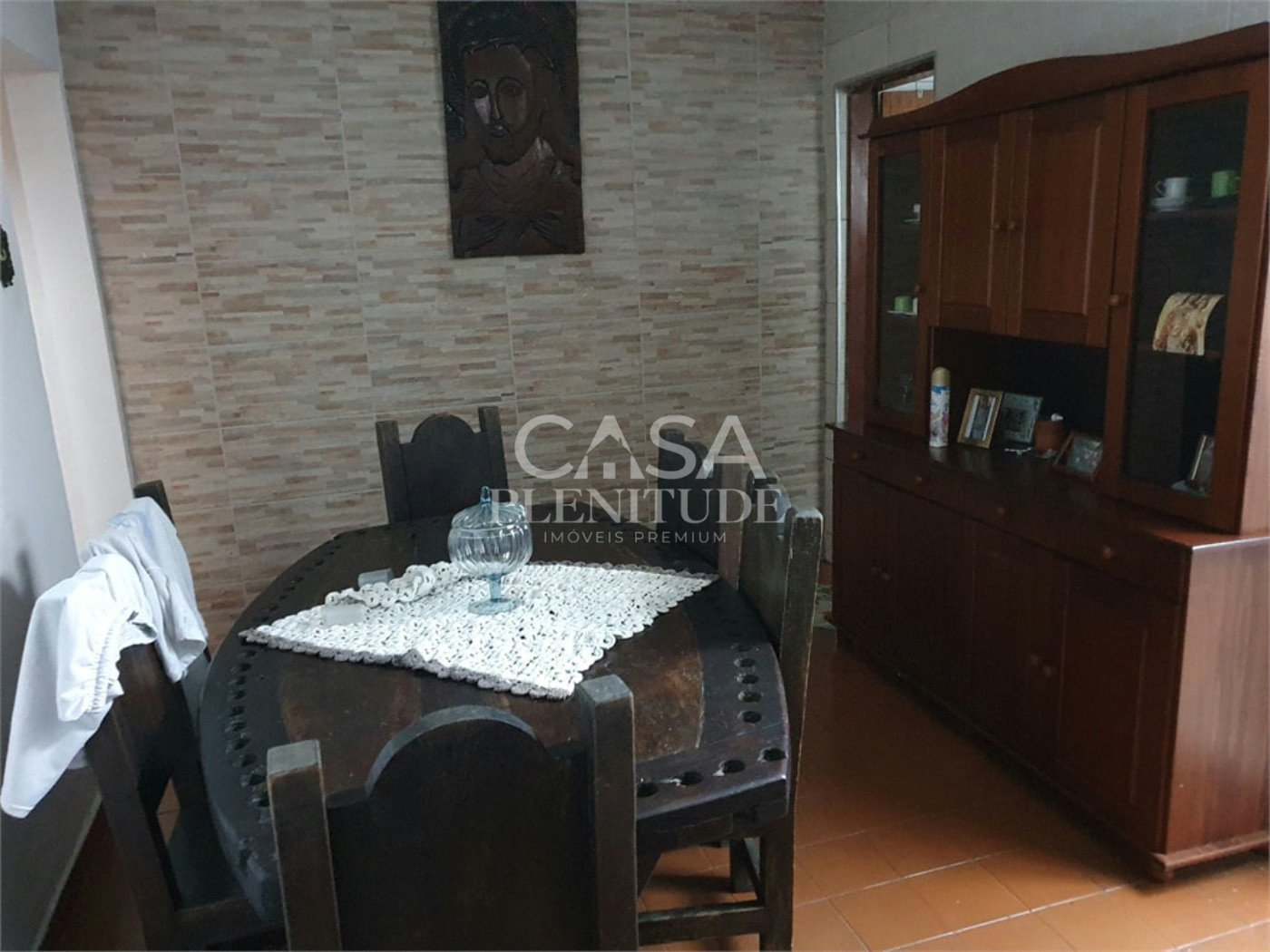 Sobrado à venda com 4 quartos, sendo 1 suíte, em Vila Carvalho, Sorocaba, SP