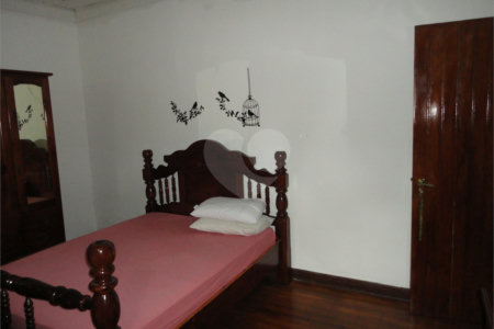 Sobrado à venda com 9 quartos, sendo 7 suítes,  em Parque Morumbi, Mogi das Cruzes, SP