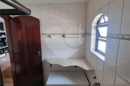 Casa à venda com 4 quartos, sendo 1 suíte, em Jardim Lídia, São Paulo, SP
