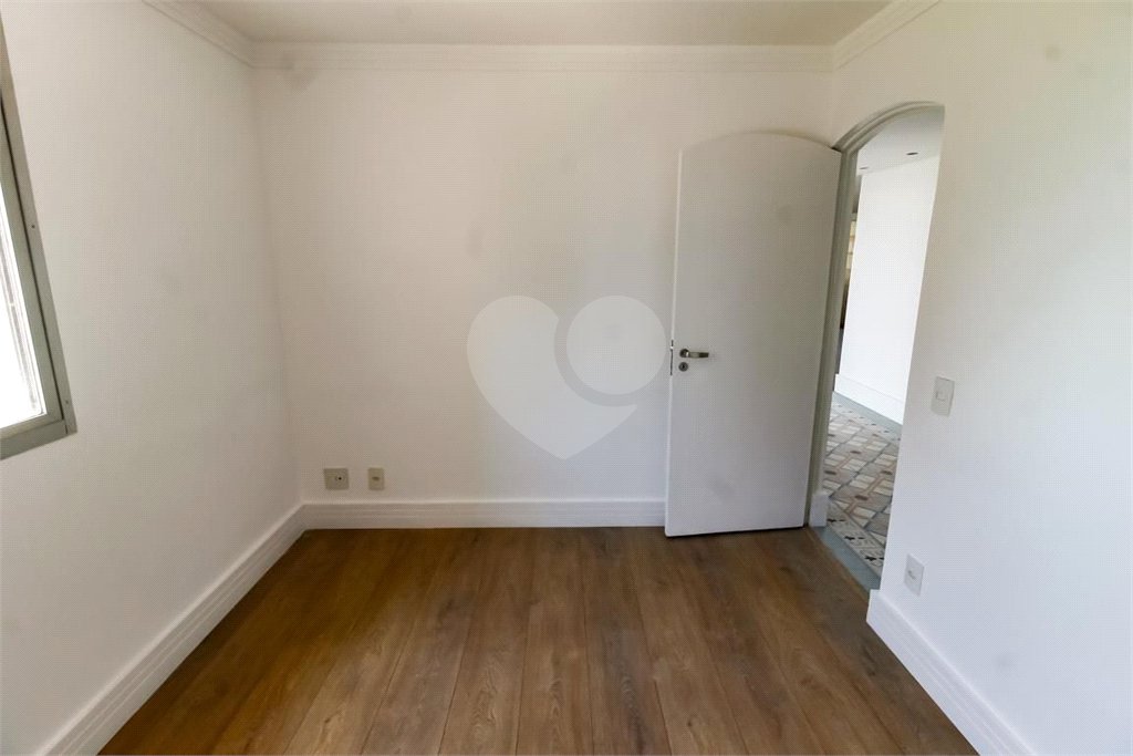 Apartamento à venda com 3 quartos, sendo 2 suítes, em Vila Andrade, São Paulo, SP