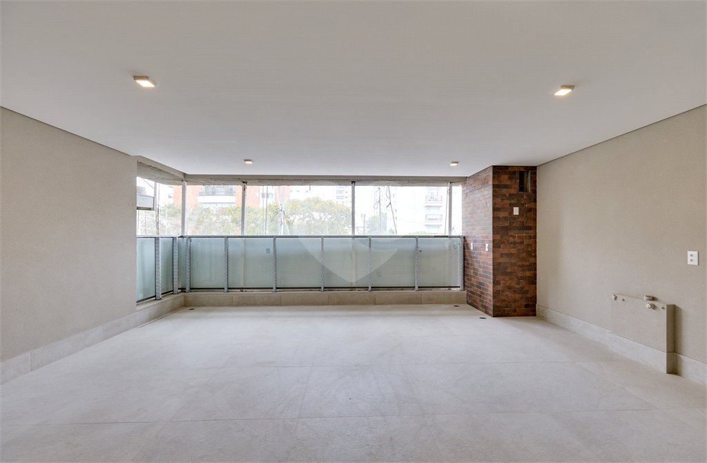 Apartamento à venda com 4 suítes em Campo Belo, São Paulo, SP