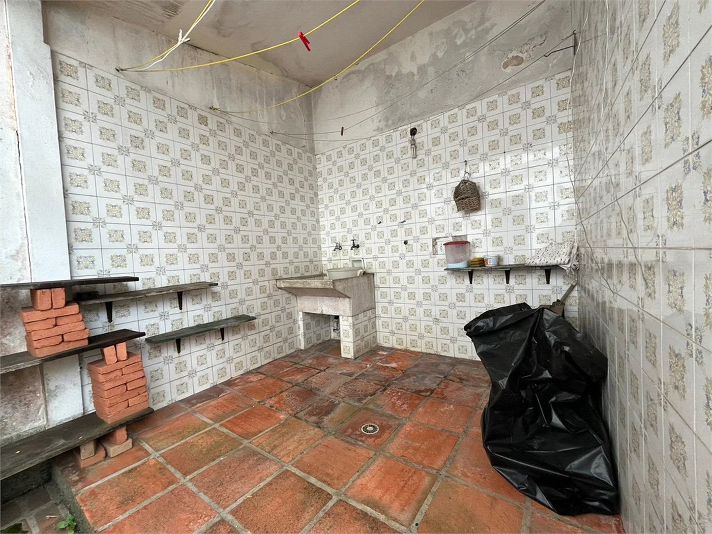 Sobrado à venda com 3 quartos, sendo 1 suíte, em Jardim Colombo, São Paulo, SP
