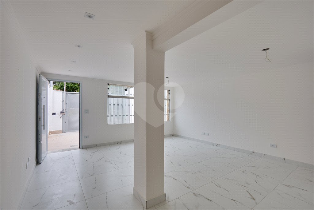 Sobrado à venda com 2 quartos, sendo 1 suíte,  em Jardim Prudência, São Paulo, SP