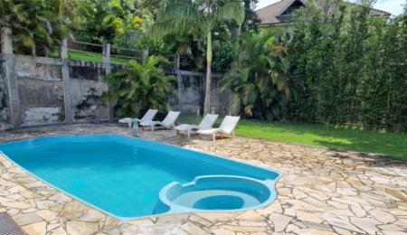 Casa à venda com 3 quartos, sendo 1 suíte,  no condomínio Alpes da Cantareira, Mairiporã - SP