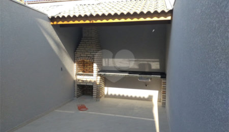 Sobrado à venda com 3 quartos, sendo 1 suíte,  em Campo Grande, São Paulo, SP