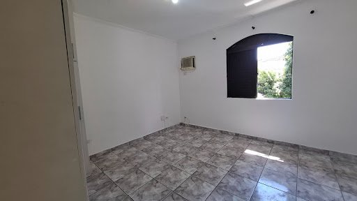 Casa com 2 dormitórios à venda por R$ 645.000 - Boqueirão - Santos/SP