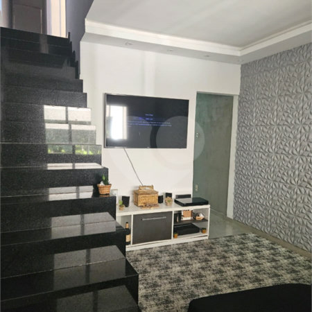 Casa à venda com 3 quartos, sendo 1 suíte,  no condomínio Residencial Rubi, Mogi das Cruzes - SP
