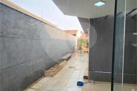 Casa à venda com 3 quartos, sendo 1 suíte, em Vila Harmonia, Araraquara, SP