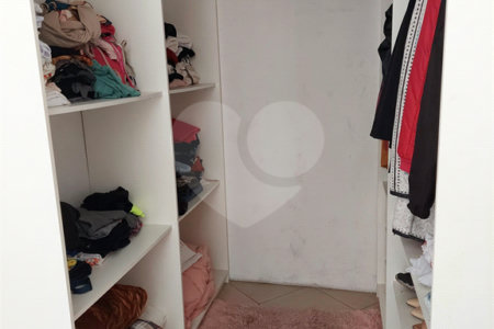 Casa à venda com 5 quartos, sendo 1 suíte, em Santa Claudina, Vinhedo, SP