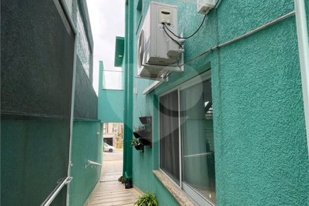 Casa à venda com 1 quarto, sendo 3 suítes, no condomínio Aruã Brisas I, Mogi das Cruzes - SP