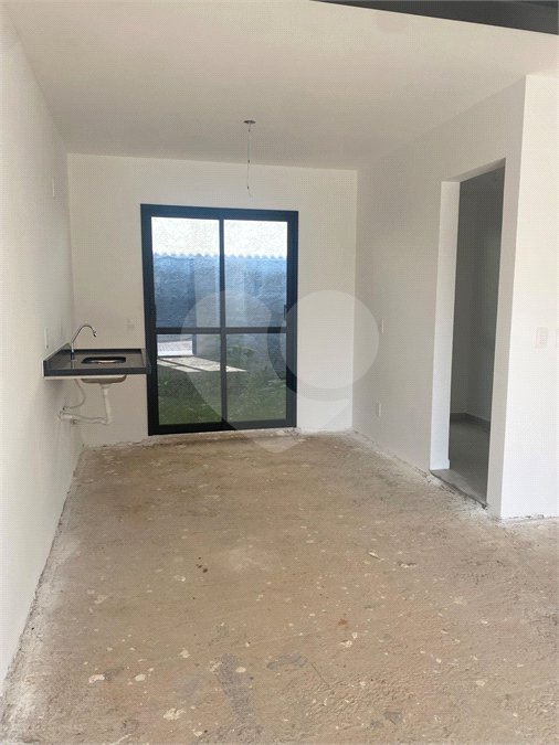 Casa à venda com 2 suítes no condomínio Vila Ilha de Creta, Valinhos - SP