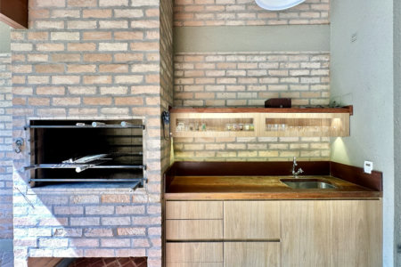 Casa à venda com 4 suítes no condomínio Parque das Artes, Embu das Artes - SP