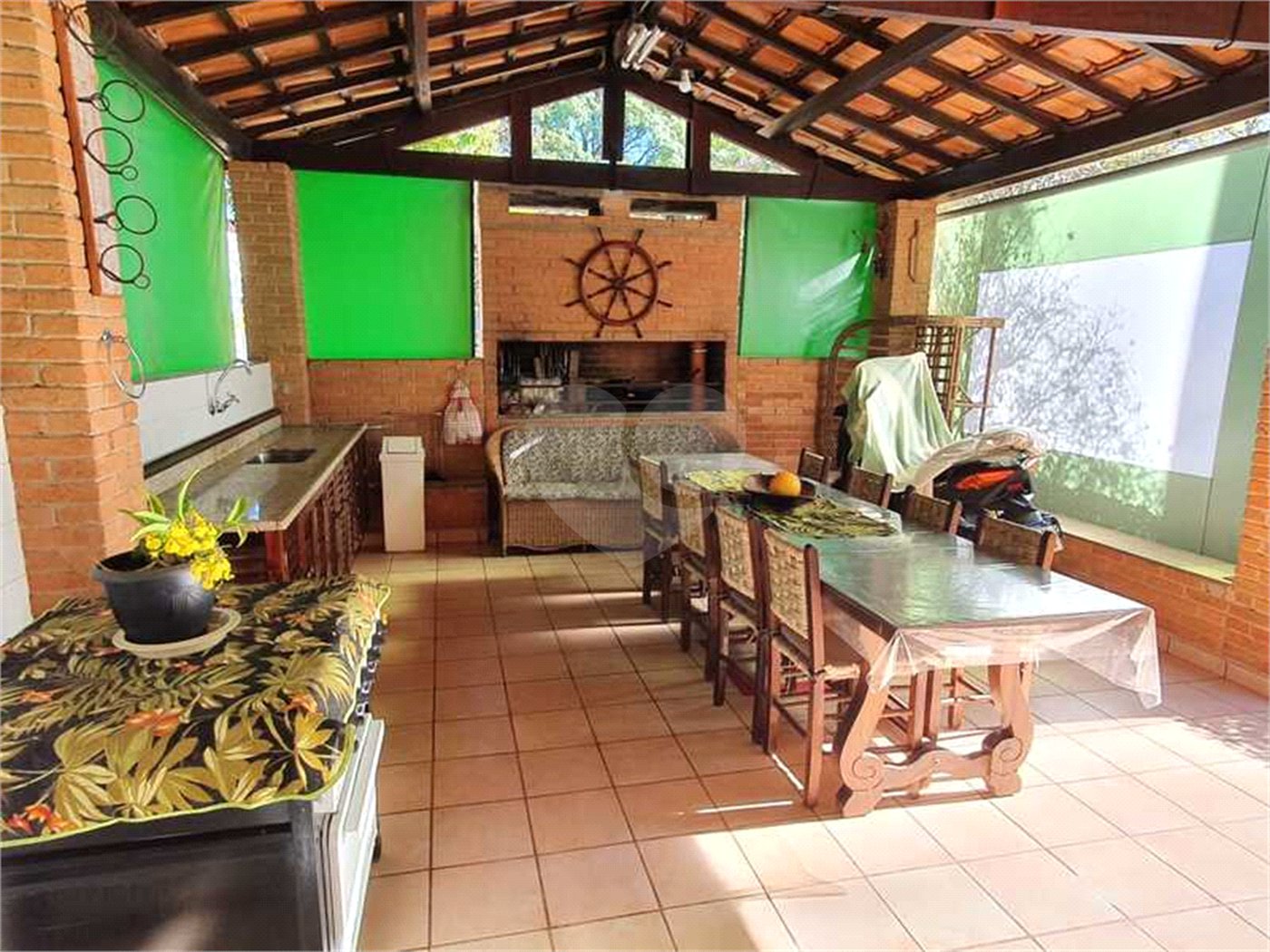 Chácara à venda com 3 quartos, sendo 1 suíte,  em Lago Azul, Araçoiaba da Serra, SP