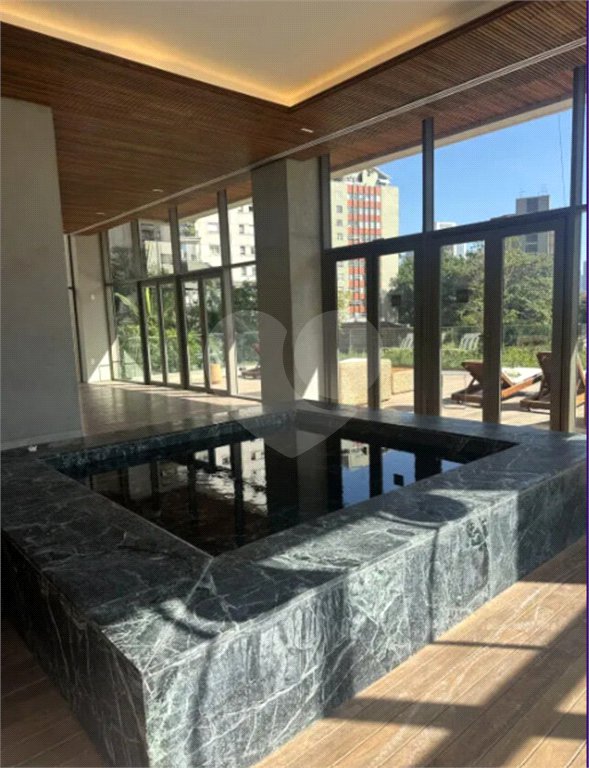 Studio à venda ou para alugar com 2 suítes em Jardim Europa, São Paulo, SP