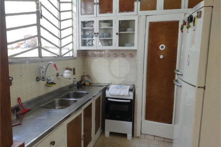 Casa de Vila à venda com 5 quartos, sendo 1 suíte,  em Alto da Boa Vista, São Paulo, SP