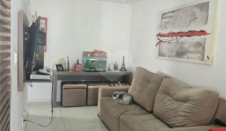 Casa à venda com 3 quartos, sendo 1 suíte, no condomínio Parque das Árvores, Sorocaba - SP