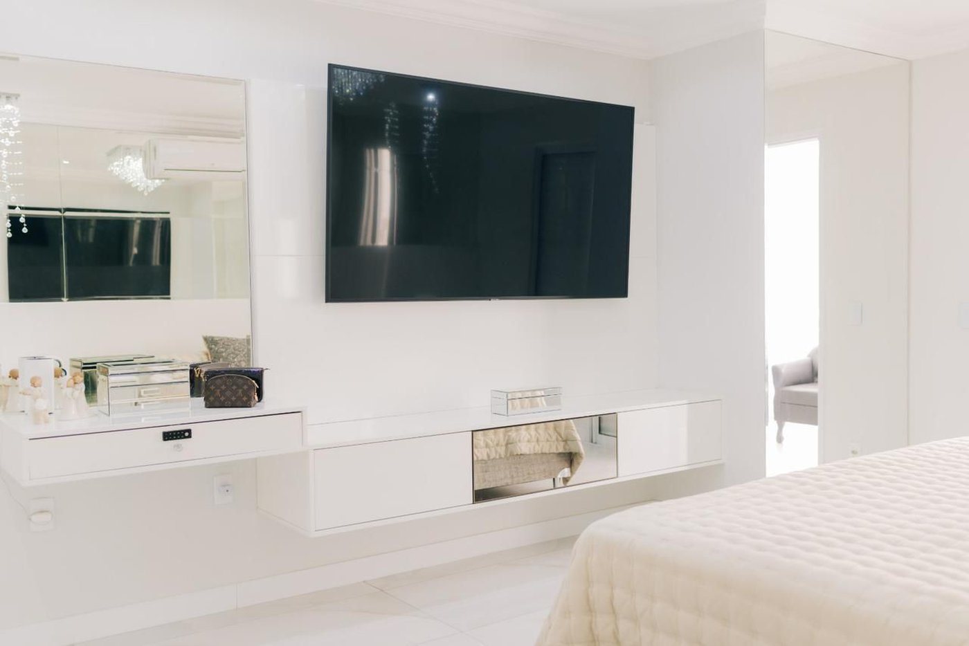 Cobertura Duplex 4 suítes, porteira fechada, piscina privativa e acabamentos exclusivos, em Santos