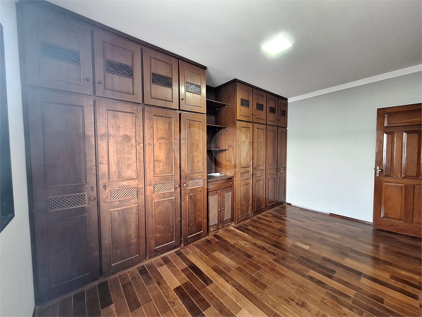 Casa para alugar com 5 quartos no Centro, Vinhedo, SP
