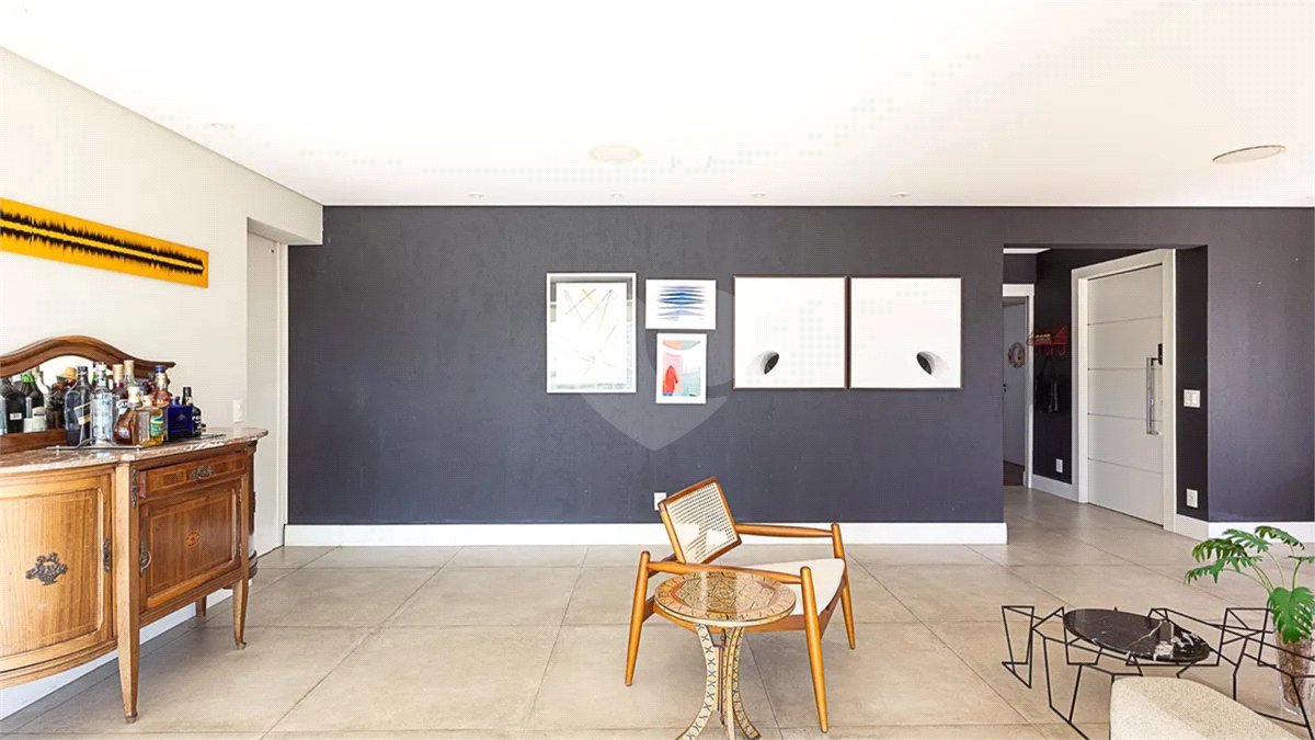 Apartamento à venda com 3 suítes em Vila Olímpia, São Paulo, SP