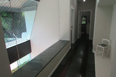 Casa de Alto Padrão com 5 Suítes e Lazer Completo– Guarujá