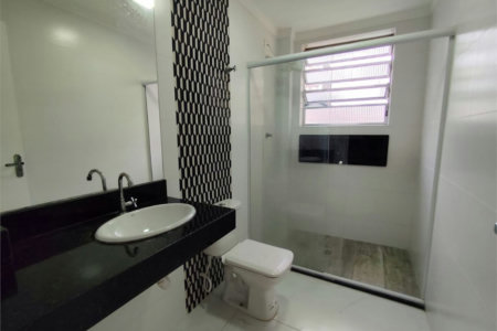 Apartamento com 2 dormitórios à venda, 65 m² por R$ 444.000,00 - Gonzaga - Santos/SP