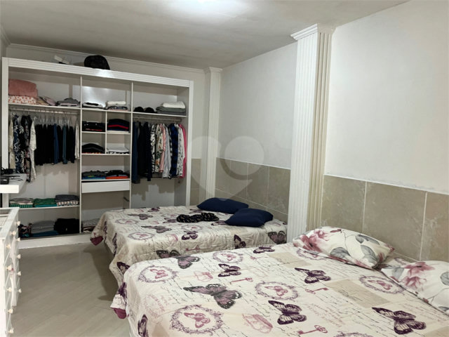 Casa Térrea à venda com 4 quartos, sendo 2 suítes,  em Planalto Paulista, São Paulo, SP
