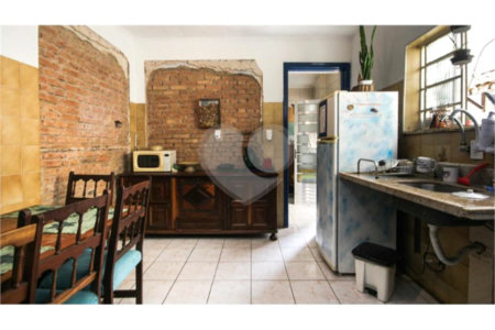 Prédio à venda com 5 quartos em Santa Teresinha, São Paulo, SP