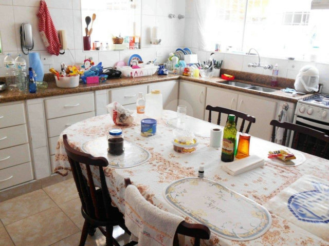 Sobrado à venda com 5 quartos, sendo 2 suítes,  em Brooklin, São Paulo, SP