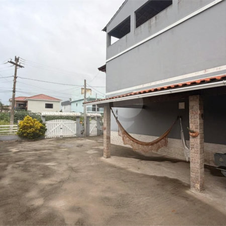 Casa em condomínio à venda com 4 quartos, sendo 2 suítes, em Monte Alto, Arraial do Cabo, RJ