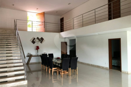Condomínio à venda com 6 quartos, sendo 5 suítes, no Centro, Capitólio, MG