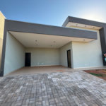 Casa à venda com 3 quartos, sendo 1 suíte,  em Residencial Costa Leste, Três Lagoas, MS