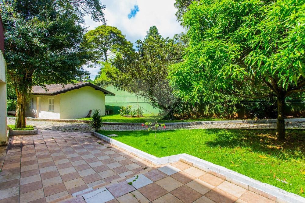 Casa para alugar com 4 suítes no condomínio Chácara Flora, São Paulo - SP