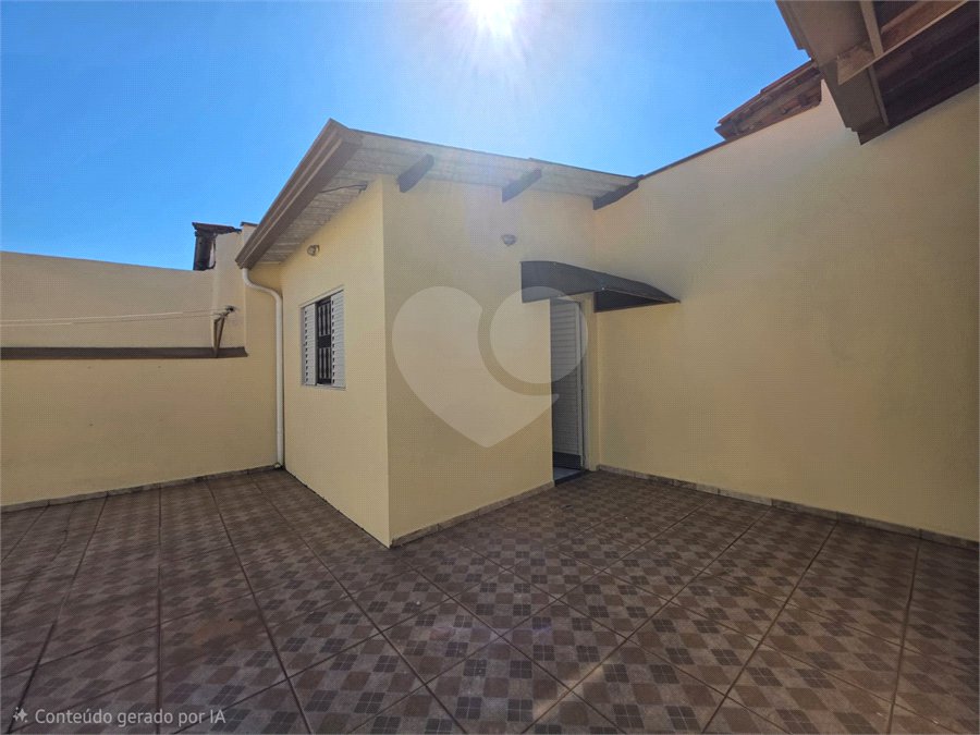 Casa à venda com 3 quartos, sendo 2 suítes, em Jardim Santo Antônio, Valinhos, SP