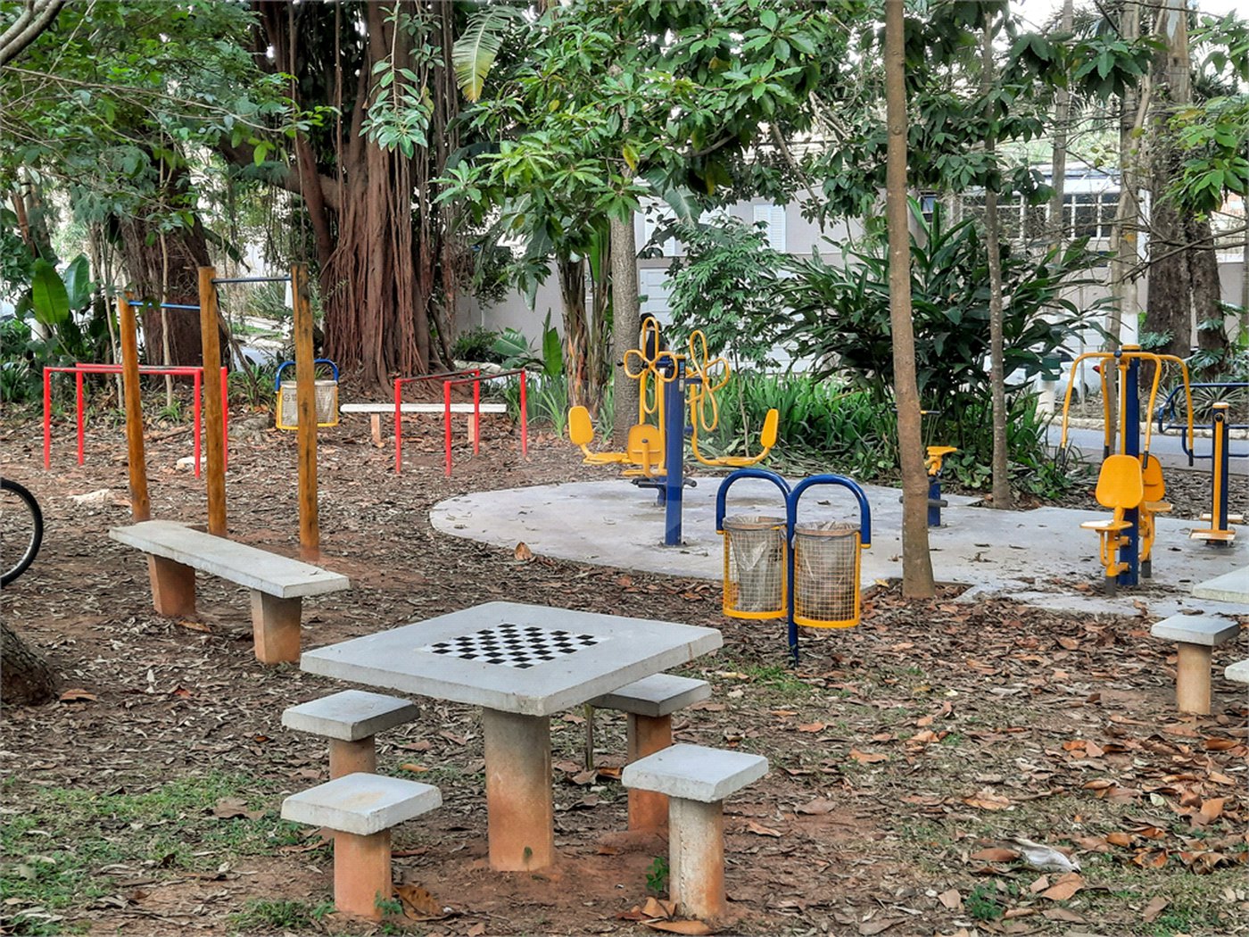 Terreno à venda em Jardim Marajoara, São Paulo, SP
