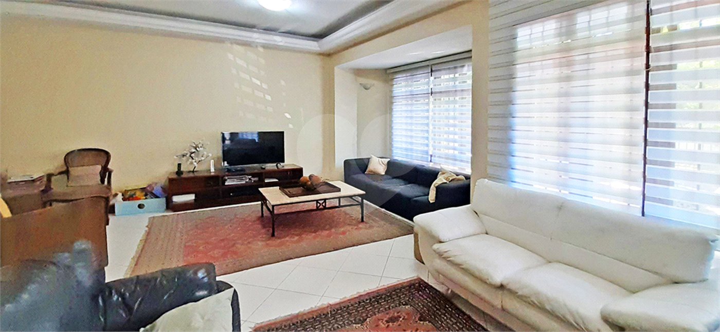 Casa à venda com 4 quartos, sendo 2 suítes, em Planalto Paulista, São Paulo, SP