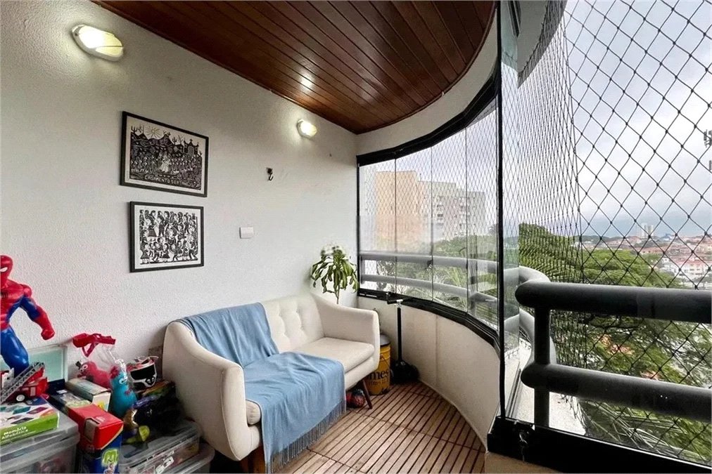 Apartamento à venda com 3 quartos, sendo 1 suíte, em Vila Madalena, São Paulo, SP