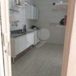 Casa à venda com 3 quartos, sendo 1 suíte, no condomínio Primavera, São Paulo - SP