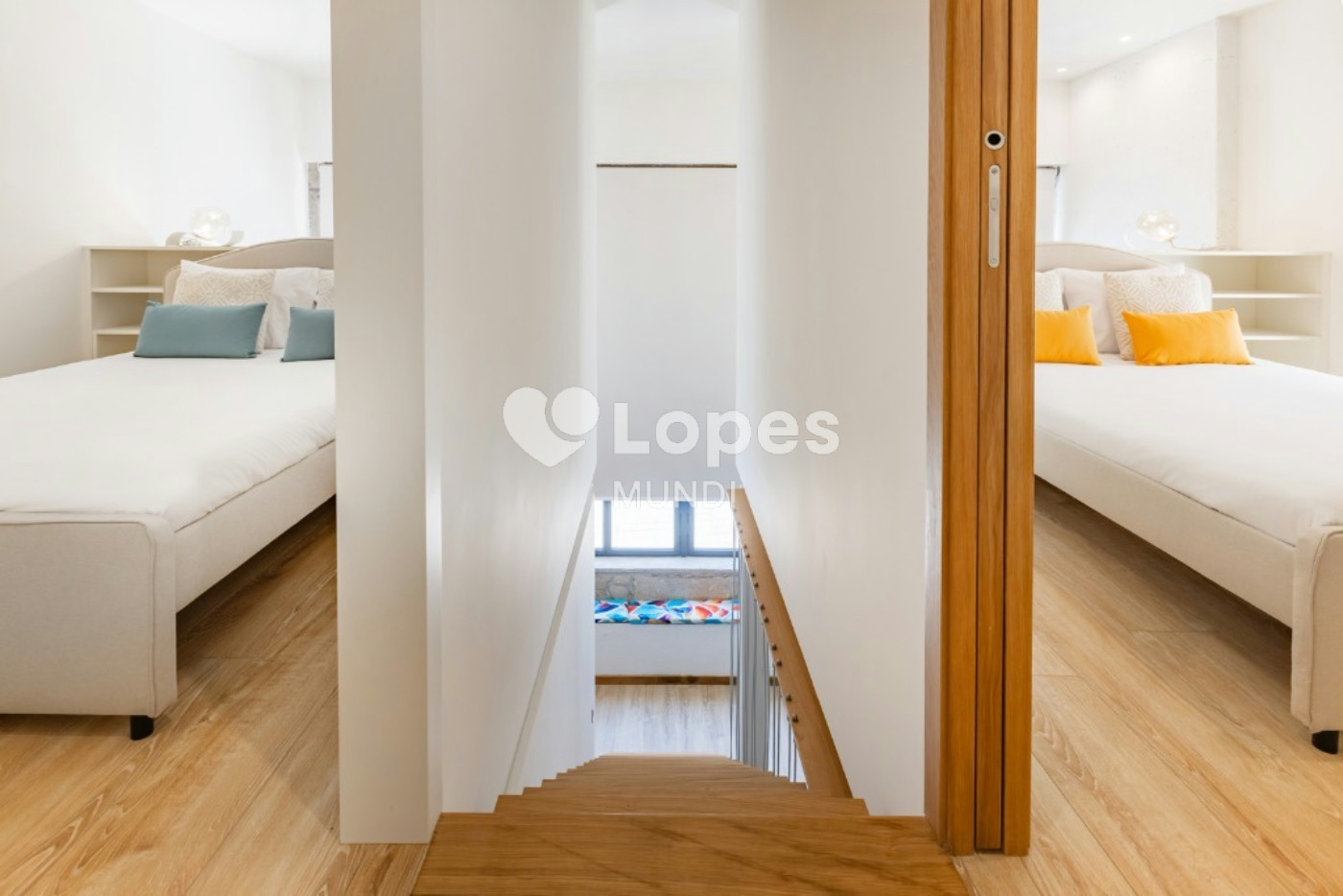 Apartamento T2 Duplex à venda no Bonfim, Porto, Portugal – Mobiliado