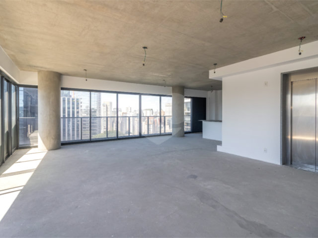 Apartamento à venda com 2 suítes em Vila Olímpia, São Paulo, SP