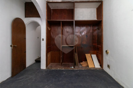 Casa Térrea à venda com 1 quarto em Pinheiros, São Paulo, SP