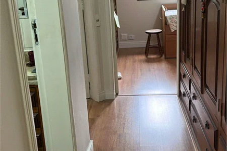 Apartamento à venda com 3 quartos, sendo 1 suíte, em Jardim das Acácias, São Paulo, SP
