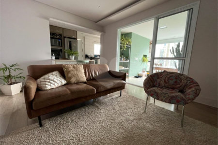 Apartamento à venda com 2 suítes em Condomínio Royal Park, São José dos Campos, SP