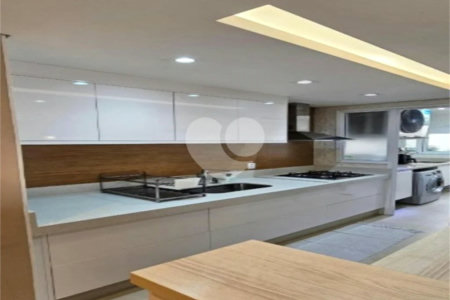 Apartamento à venda com 3 quartos, sendo 1 suíte,  em Vila Regente Feijó, São Paulo, SP