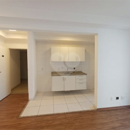 Apartamento à venda com 2 quartos, sendo 1 suíte, em Várzea da Barra Funda, São Paulo, SP