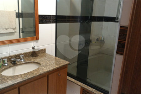 Casa à venda com 3 suítes no condomínio Vila Maria, São Paulo - SP